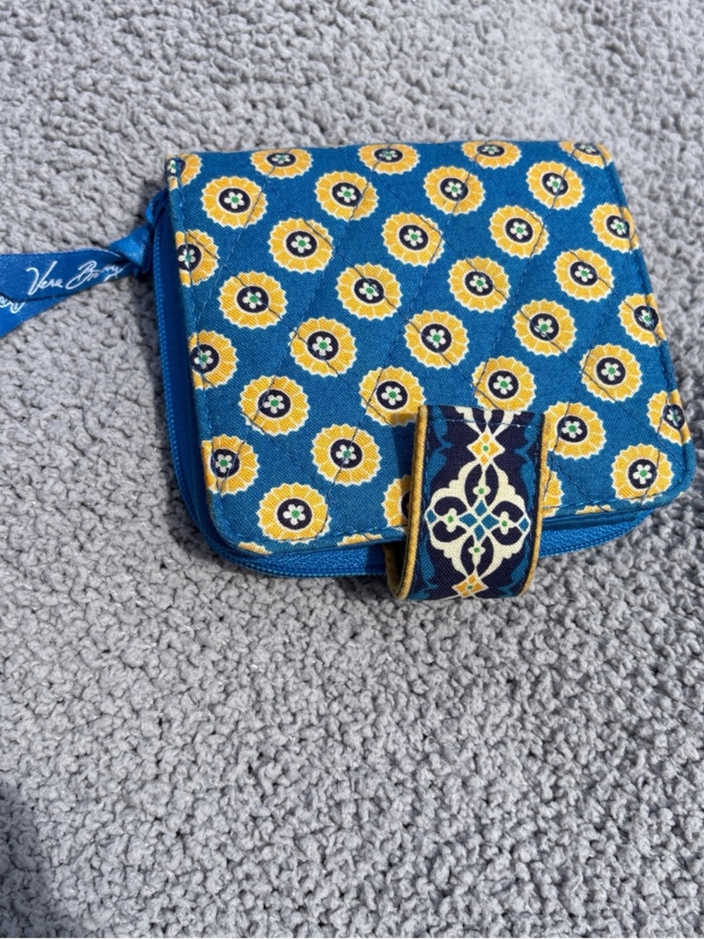 #VeraBradley #BlueYellow #Quilted Floral Zip Wallet